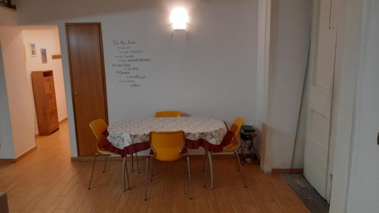 White Home Quartieri Spagnoli Napoli Ngoại thất bức ảnh