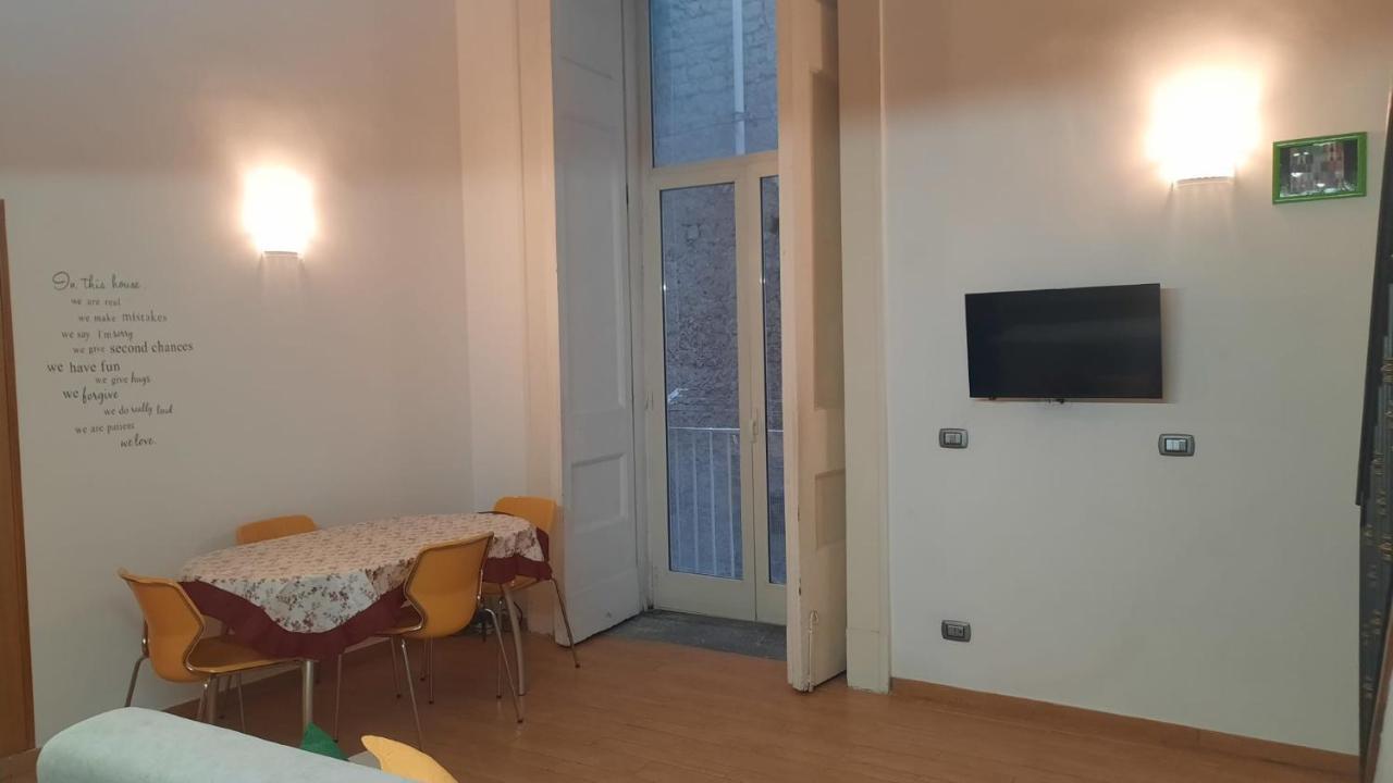 White Home Quartieri Spagnoli Napoli Ngoại thất bức ảnh