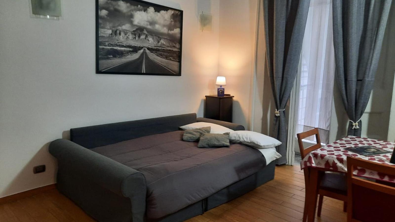 White Home Quartieri Spagnoli Napoli Ngoại thất bức ảnh